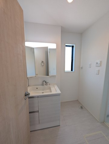 【独立洗面台】 | グラファーレ高崎市八千代町2期ー②