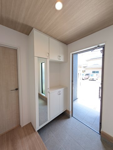 【玄関】 | グラファーレ高崎市八千代町2期ー②