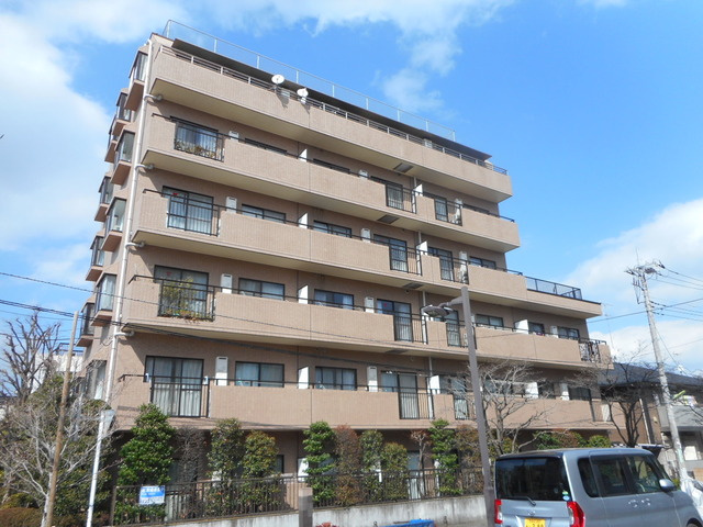 クリアコート烏山の外観|★防犯カメラ、オートロック付きマンション★