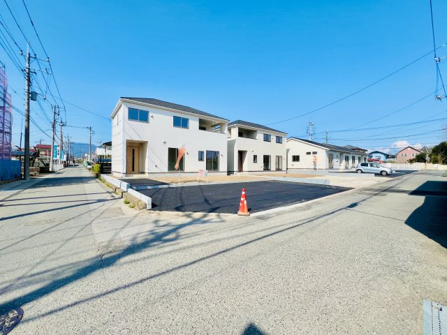 前橋市大胡町の前面道路含む現地写真|車の通りも少なく、駐車が苦手な方にもおススメ♪