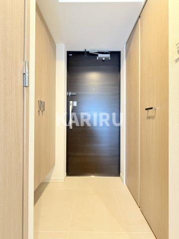 S-RESIDENCE高井田beletaの玄関