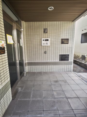 ビューハイツ四條畷のロビー|建物の内部です