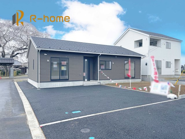 下妻市下妻乙第12　新築戸建て　1号棟の外観|ご予約を頂ければ、『平日』はもちろん『早朝』や『夜間』もご見学可能です♪お気軽にお申し付けください♪