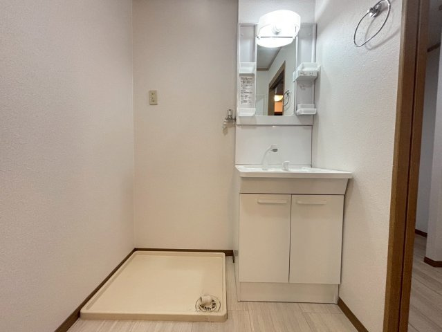【洗面所】 | アイランド打中