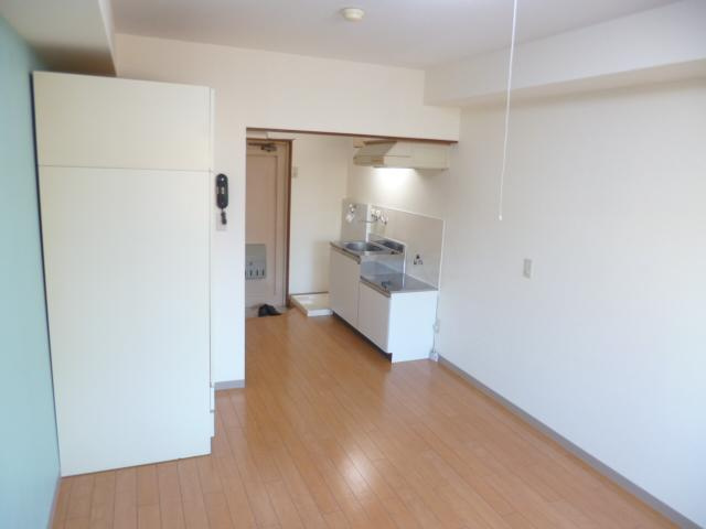 さいたま市桜区大字上大久保の賃貸マンションの洋室|広々とした洋室です