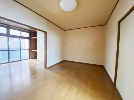 コーポ谷口の居間・リビング|ゆったり過ごせる居間です