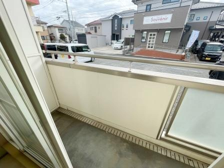 シティハイム・グローリアⅡのバルコニー|外からの目が気にならないバルコニーで洗濯物が干せます