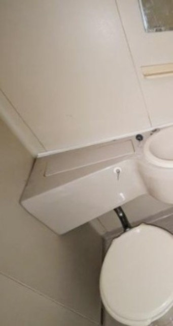 シティハイム・グローリアⅡの浴室|落ち着いたトイレです