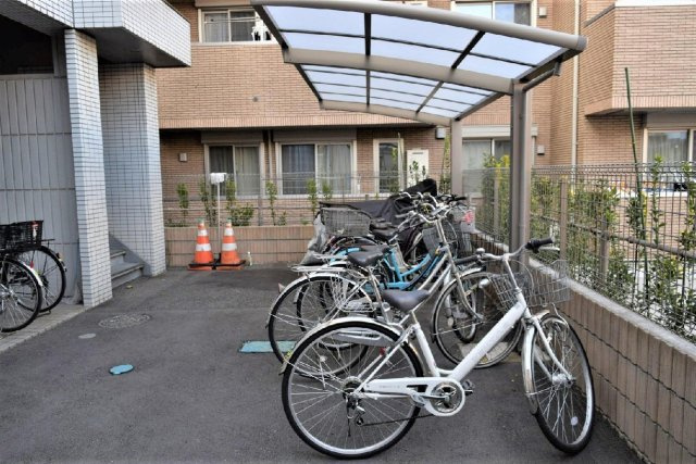 3-SEPIAⅡのロビー|ゆとりのあるロビーです