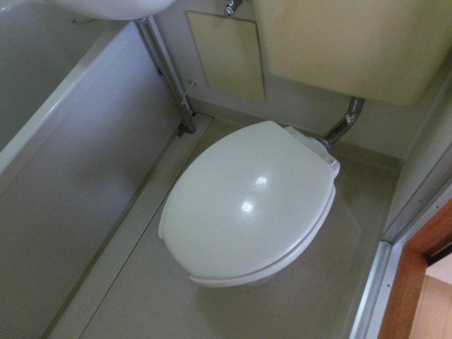 さいたま市桜区大字下大久保の賃貸マンションのトイレ|ゆったりとした空間のトイレです