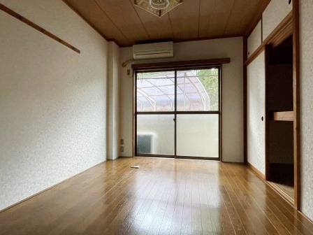 さいたま市桜区大字下大久保の賃貸マンションの居間・リビング|ゆったりとした居間です