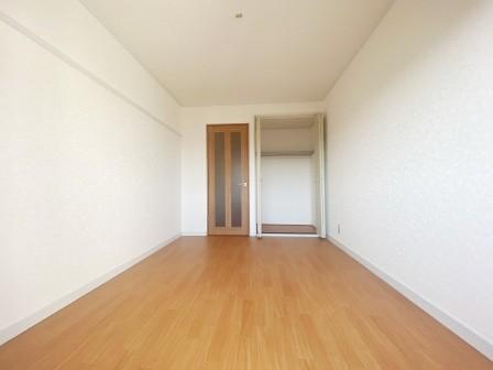 ビラＦＯＸの居間・リビング|ゆったり過ごせるリビングです