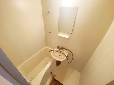 ビラＦＯＸの浴室|日々の暮らしに欠かせないお風呂です