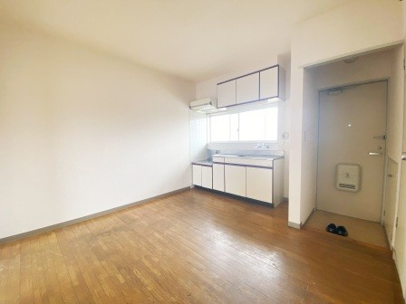 さいたま市桜区栄和５丁目のアパートの居間・リビング|リビングです