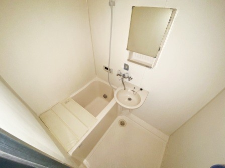 さいたま市桜区栄和５丁目のアパートの浴室|お風呂で日々の疲れを落としましょう