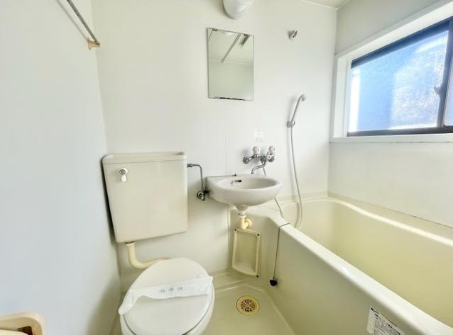 コーポ谷口の浴室|ゆったり過ごせるお風呂です