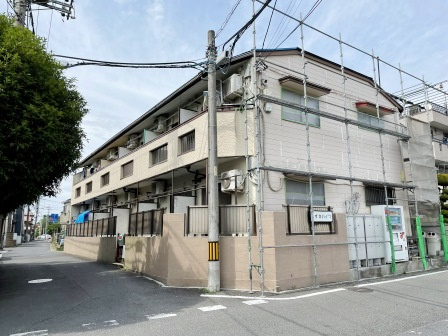 さいたま市桜区大字下大久保のハイツのエントランス