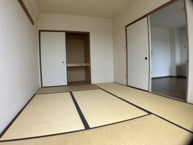 グレーストーエイの和室