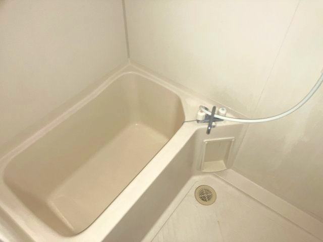 グレーストーエイの浴室|落ち着いた空間のお風呂です