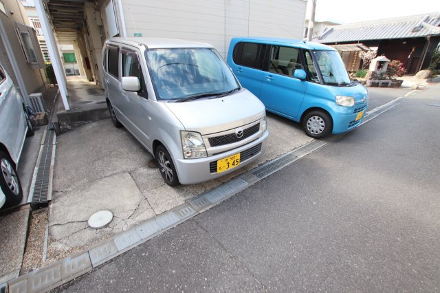 【駐車場】 | アミティハイム