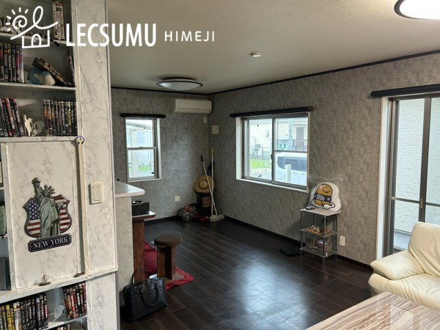 姫路市的形町的形/中古戸建の居間・リビング