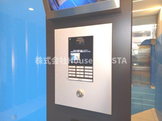 【エントランス】