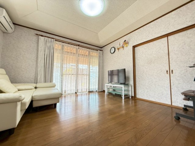 【居間・リビング】 | 霧島市隼人町内山田