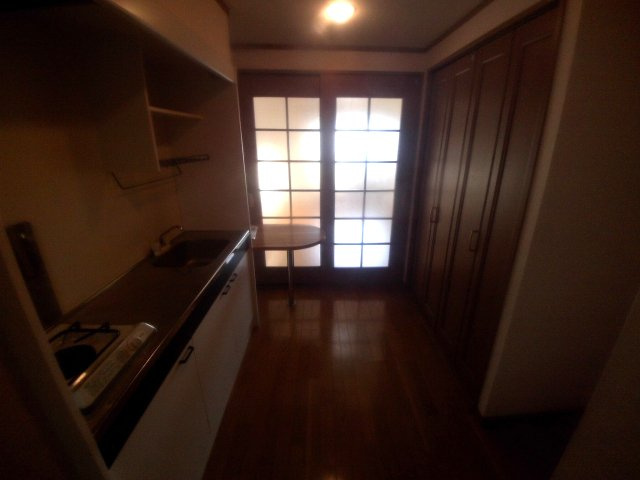 ポコアポコ明石鍛冶屋町Ⅲ番館の居間・リビング