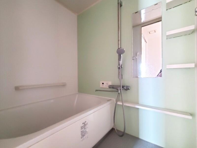 サーパス知寄Ⅰの浴室