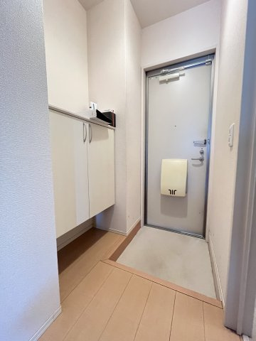 ルルディの玄関