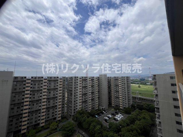 くずはセンチュリータウン2番館の展望|■物件内覧・資金計画相談・住宅ローン相談、リフォーム相談、お問合せ受付中■
※当日・翌日のご内覧、ご相談はお電話でのお問合せがスムーズです！