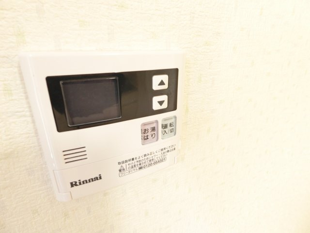 メゾンアルカディア金剛の浴室