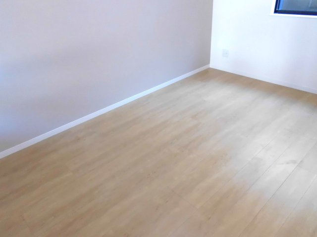 アルポルト上ノ丸の洋室