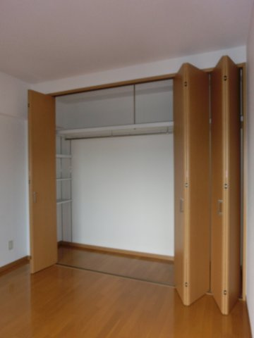 レジデンス東櫛原の収納