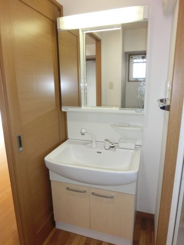レジデンス東櫛原の独立洗面台