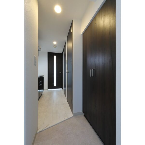 エステムコート名古屋新栄Ⅲグローリィの玄関