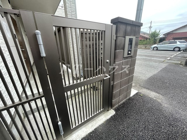 ガレット津田沼のエントランス