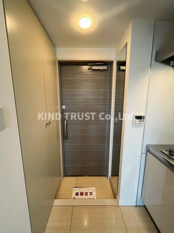 リセス大阪イーストの玄関|きれいな玄関です