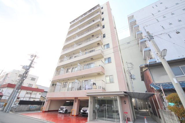 グランスター大宮の外観