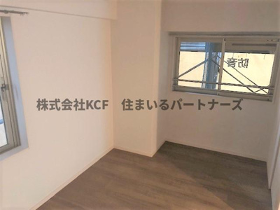 【洋室】 | グランドシャルドン | 落ち着いた色調の寝室です