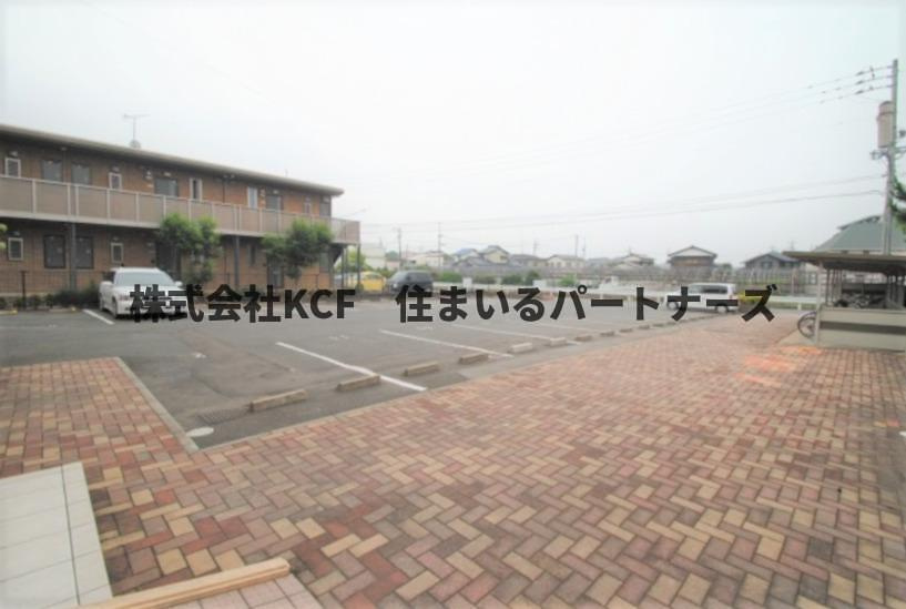 エスポワールの駐車場|駐車場に車を止められます