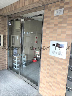 【エントランス】 | アルカンシェル | エントランスです