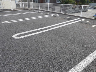 【駐車場】