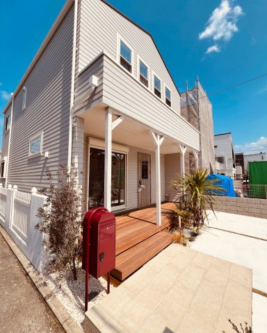 海と空と家族と。片瀬海岸でゆとりある暮らし。の外観|おしゃれだけど気取らない。
湘南にぴったりな、ちょうどいい家。