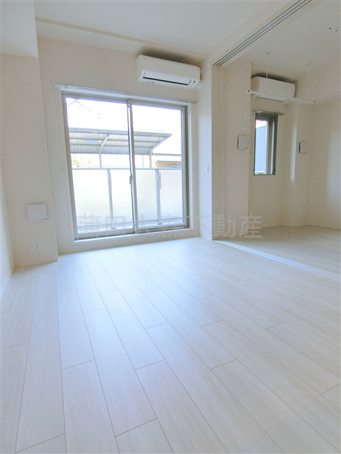 KDXレジデンス田園調布南の居間・リビング|LDK