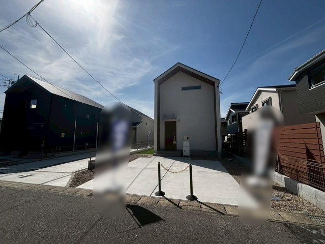 リナージュ名古屋緑区東神の倉3丁目24-1期　全4棟　新築戸建の前面道路含む現地写真