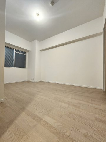 尼崎アーバンコンフォートの洋室