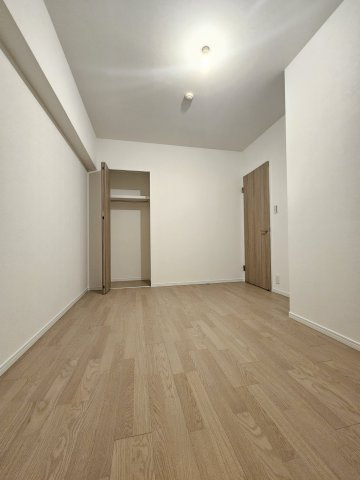 尼崎アーバンコンフォートの洋室