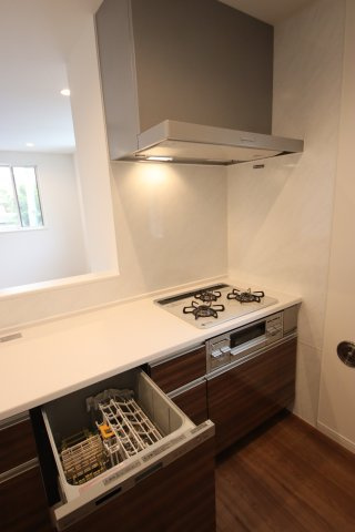 【キッチン】 | 浦和区元町１丁目16-8(Ｃ号棟)新築一戸建て | 撮影日 2025年1月6日12:30 曇り