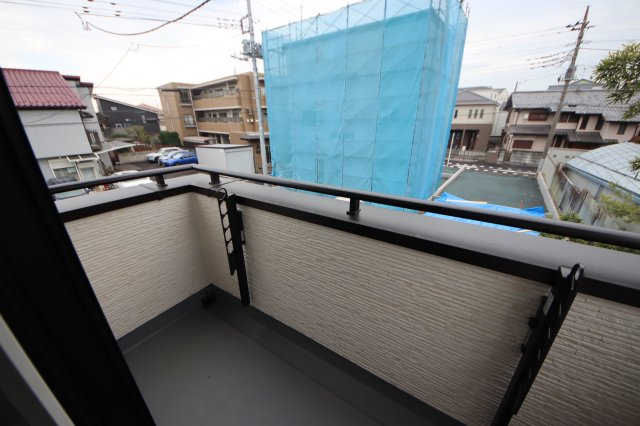 【バルコニー】 | 浦和区元町１丁目16-8(Ｃ号棟)新築一戸建て | 撮影日 2025年1月6日12:30 曇り